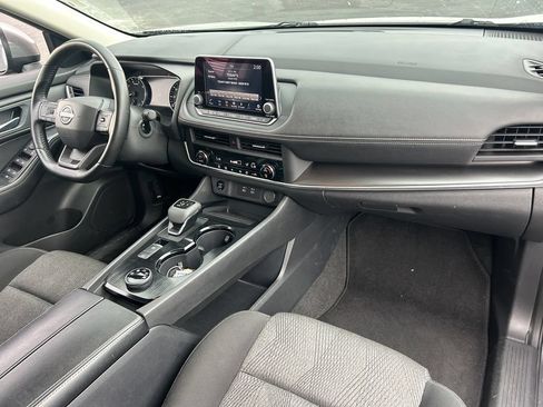 Used 2025 Nissan Rogue SV AWD/4WD image 33