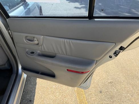 Used 2001 Buick Century Custom w/ Premium Pkg image 14