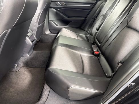 Used 2022 Honda Accord Sport image 18