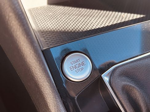 Used 2025 Volkswagen Taos S image 18