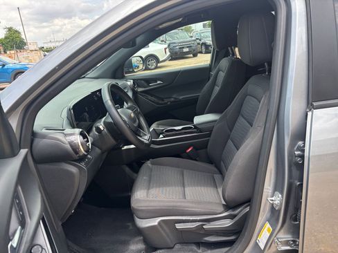 Used 2025 Chevrolet Equinox LT FWD image 27