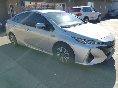 Used 2017 Toyota Prius Prime Plus image 1
