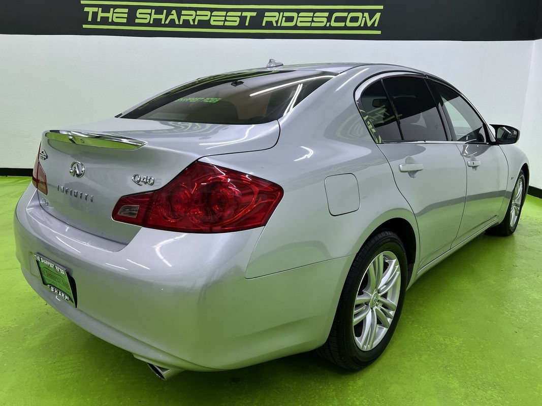 Used 2015 INFINITI Q40 AWD w/ Moonroof Package image 9