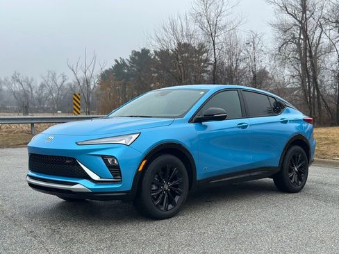 Used 2025 Buick Envista Sport Touring w/ Convenience I Package image 3