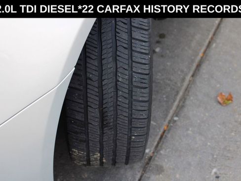 Used 2011 Volkswagen Jetta TDI image 12