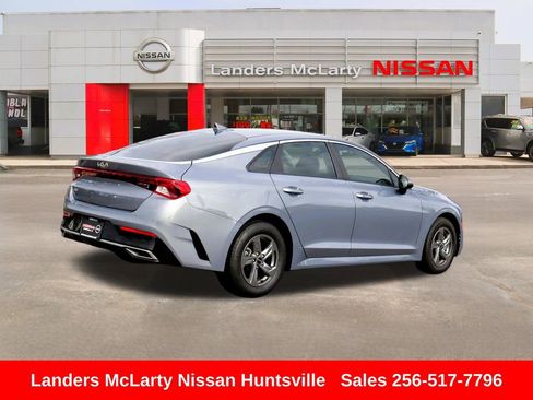 Used 2023 Kia K5 LXS FWD image 3