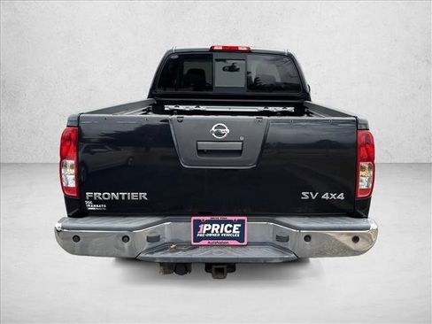 Used 2013 Nissan Frontier SV w/ SV Value Truck Pkg AWD/4WD image 5
