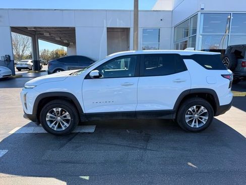 Used 2025 Chevrolet Equinox LT image 6