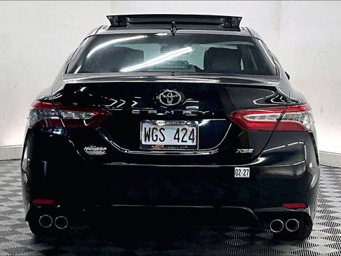 Used 2019 Toyota Camry XSE FWD image 3