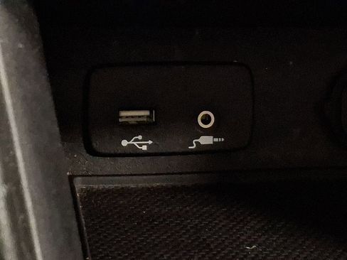 Certified 2023 Subaru Crosstrek 2.0i image 24