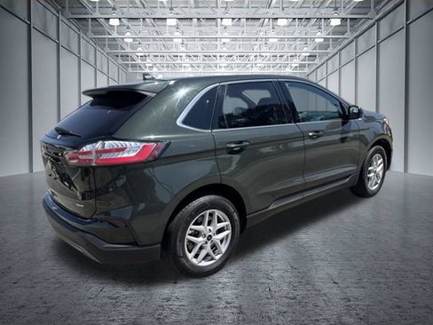 Used 2024 Ford Edge SEL AWD/4WD image 2