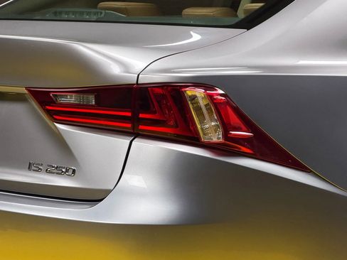 Used 2014 Lexus IS 250 image 8