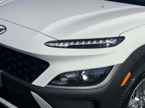 Certified 2023 Hyundai Kona SE AWD/4WD image 9