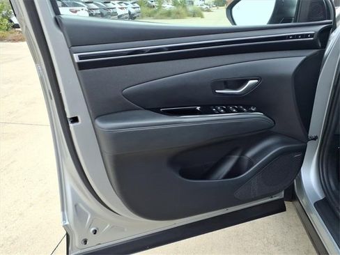 Certified 2022 Hyundai Tucson Limited w/ Cargo Package image 20