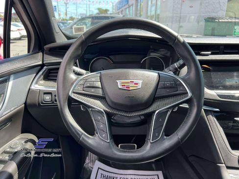 Used 2022 Cadillac XT5 Sportv image 15