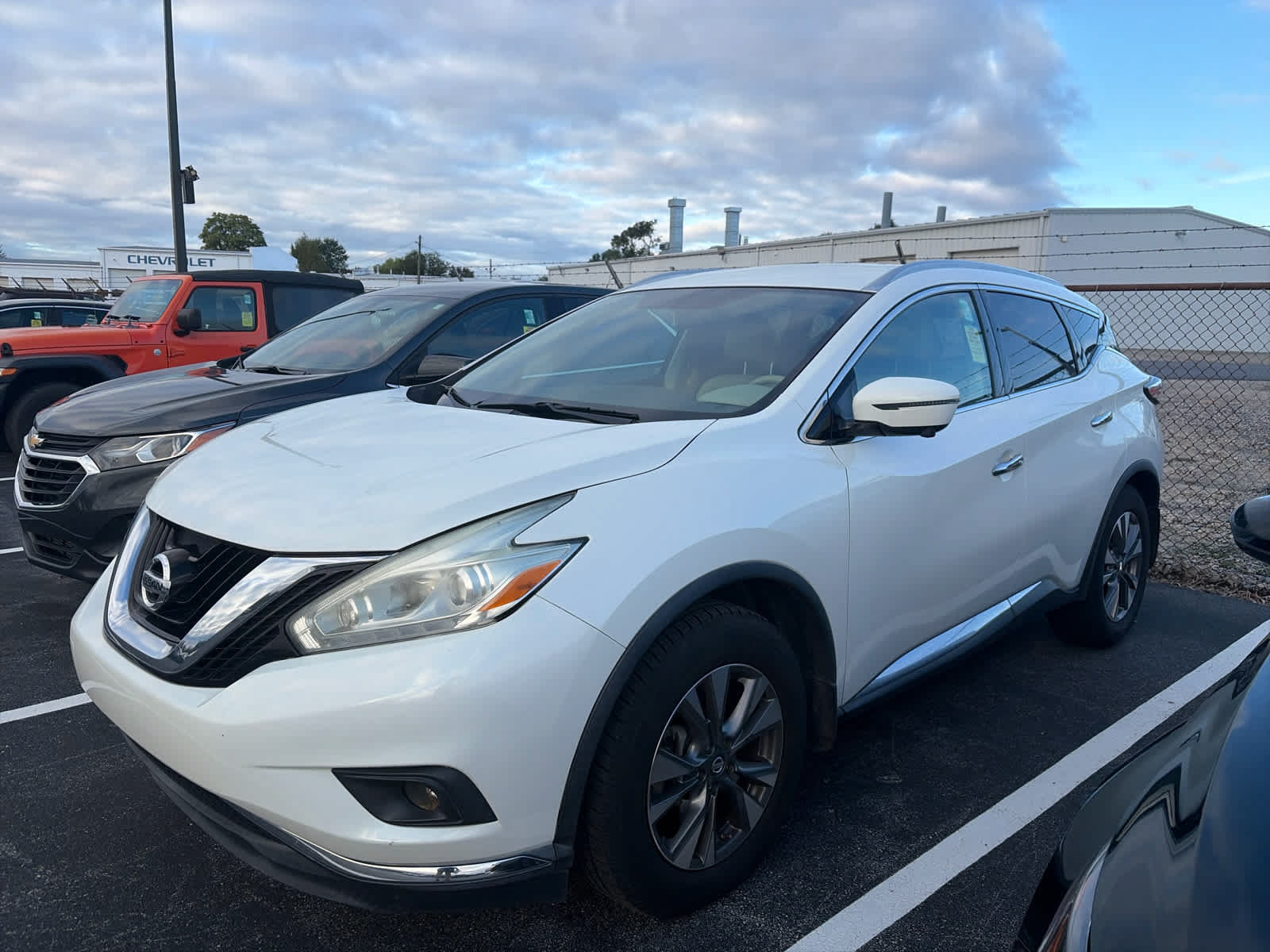 Used 2017 Nissan Murano SL AWD/4WD image 1