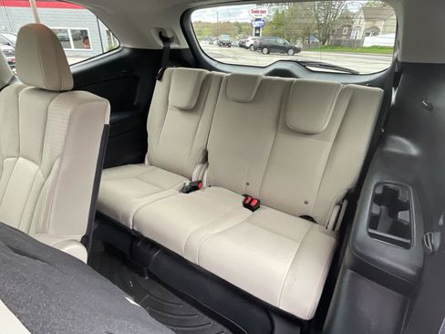 Used 2021 Subaru Ascent Premium w/ Convenience Package AWD/4WD image 13