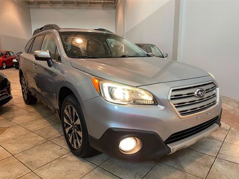 Used 2015 Subaru Outback 2.5i Limited AWD/4WD image 46