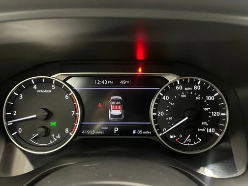 Used 2023 Nissan Rogue SV AWD/4WD image 13