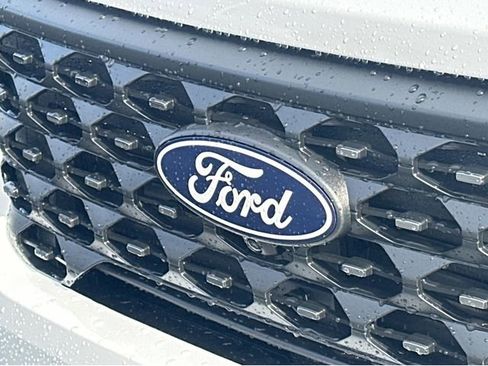 New 2025 Ford Maverick Lariat w/ 4K Tow Package image 23