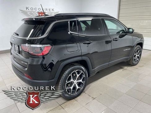 Used 2024 Jeep Compass Limited AWD/4WD image 6