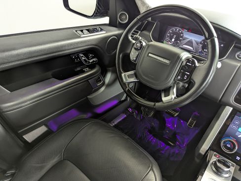 Used 2021 Land Rover Range Rover P525 Westminster Edition image 9