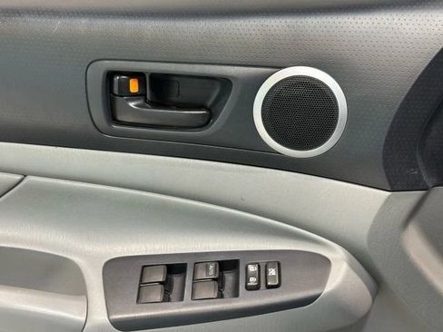 Used 2012 Toyota Tacoma 4x4 Double Cab w/ TRD Sport Upgrade Pkg image 22