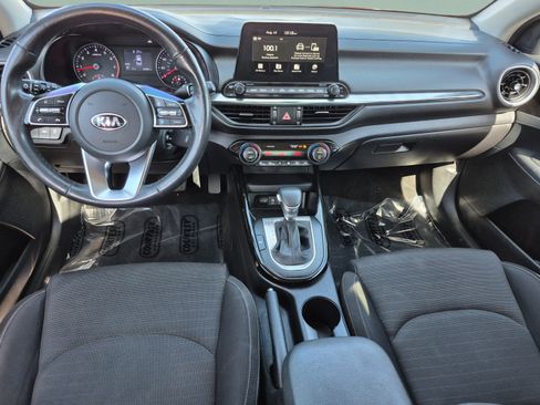 Used 2019 Kia Forte S w/ S Premium Package FWD image 12