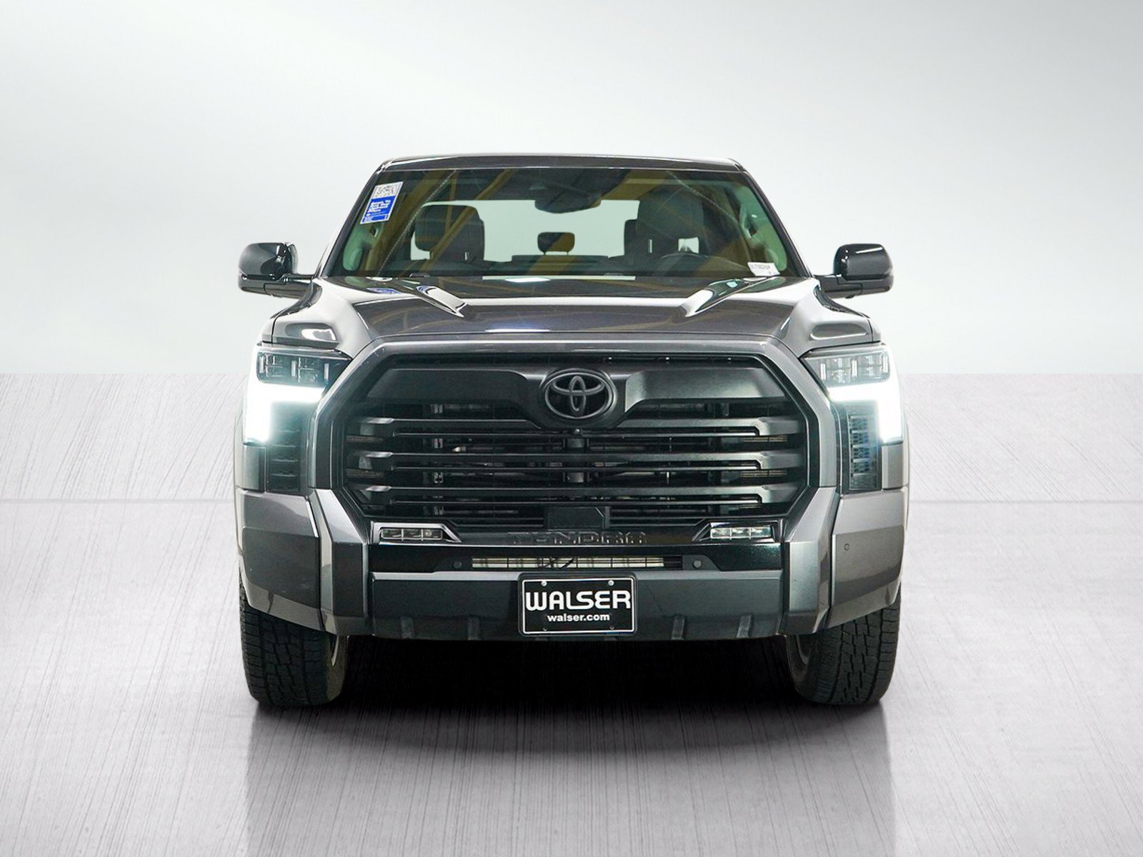 Used 2024 Toyota Tundra Limited AWD/4WD image 8