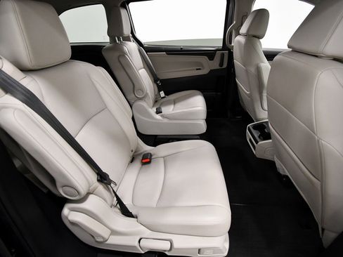 Certified 2025 Honda Odyssey EX-L image 18