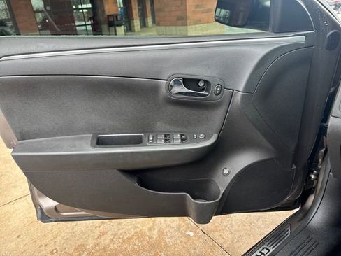 Used 2012 Chevrolet Malibu LT w/ Power Convenience Package image 17