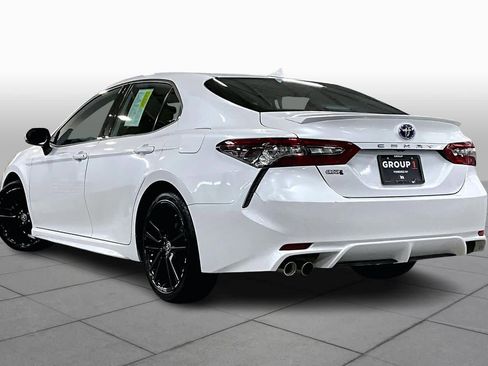 Used 2022 Toyota Camry XSE w/ Navigation Upgrade Package image 12