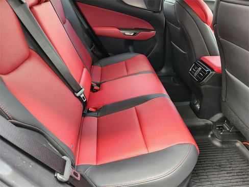 Used 2025 Lexus NX 450h+ F Sport image 31