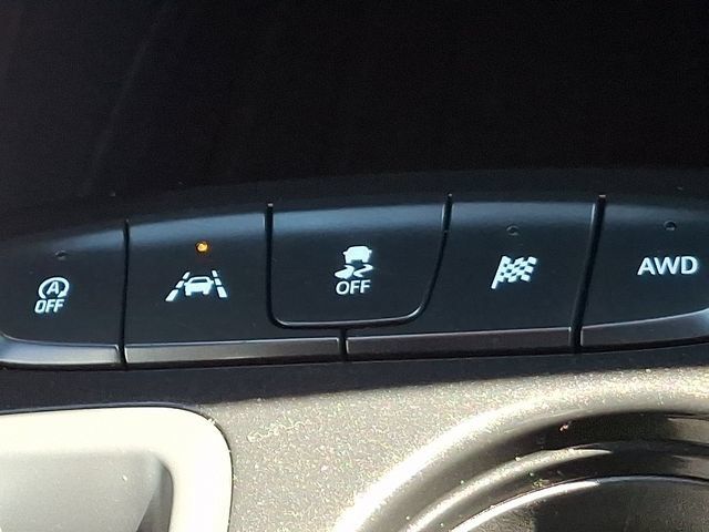 Used 2025 Chevrolet TrailBlazer LT AWD/4WD image 25
