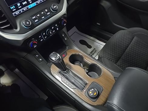 Used 2019 GMC Acadia SLE w/ LPO, Floor Liner Package image 26