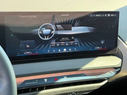 Used 2025 BMW X3 xDrive30i image 22