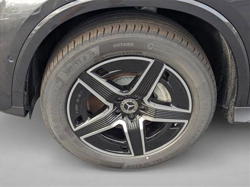 New 2026 Mercedes-Benz GLC 300 4MATIC image 9