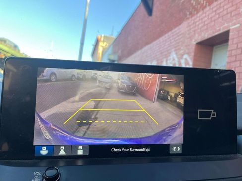 Used 2023 Honda Accord Sport image 18