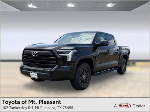 Used 2024 Toyota Tundra SR5 w/ SR5 Convenience Package AWD/4WD image 1