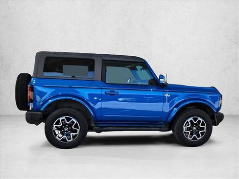 Used 2023 Ford Bronco Outer Banks AWD/4WD image 4