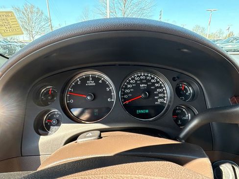 Used 2008 GMC Yukon Denali image 23