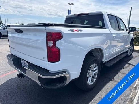 Used 2023 Chevrolet Silverado 1500 LT AWD/4WD image 9