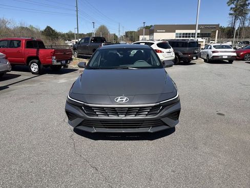 New 2026 Hyundai Elantra SE w/ Cargo Package image 2