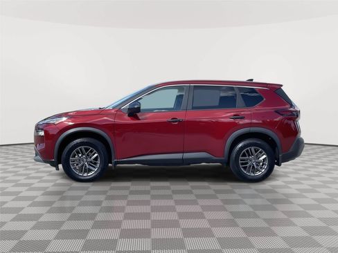 Used 2023 Nissan Rogue S AWD/4WD image 2