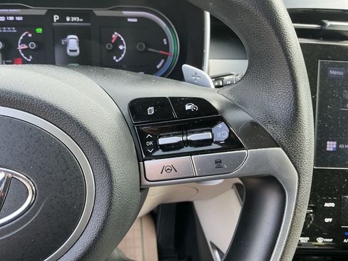 Used 2023 Hyundai Tucson Blue AWD/4WD image 18