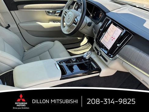 Used 2024 Volvo S90 T8 Ultimate AWD/4WD image 17