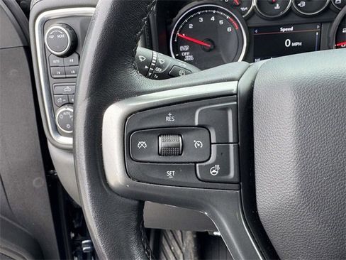 Used 2021 Chevrolet Silverado 1500 LT w/ Z71 Off-Road Package image 10