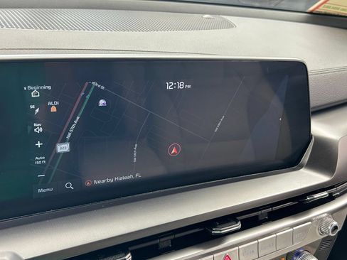 Used 2024 Kia Telluride S w/ S Sunroof Package FWD image 38