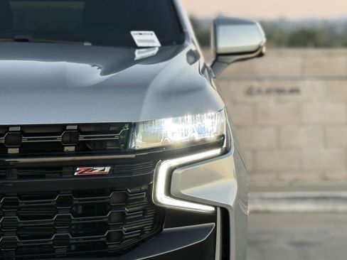 Used 2023 Chevrolet Tahoe Z71 w/ Luxury Package image 7