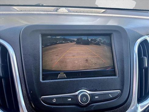 Used 2019 Chevrolet Equinox LT FWD image 23